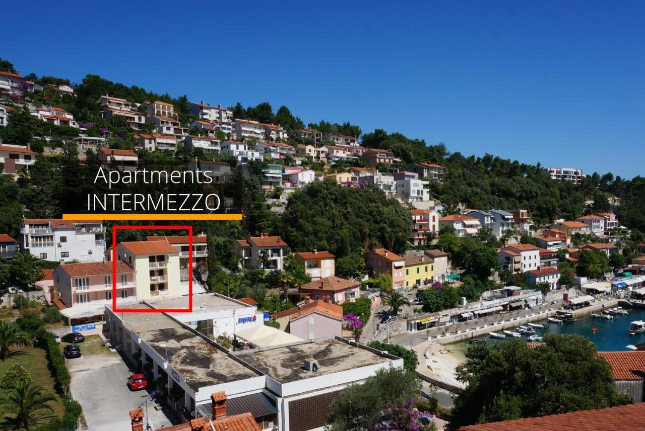 Studio Apartment Michelle - Intermezzo With Sea View Rabac Eksteriør bilde