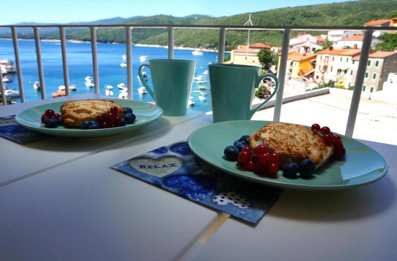 Studio Apartment Michelle - Intermezzo With Sea View Rabac Eksteriør bilde