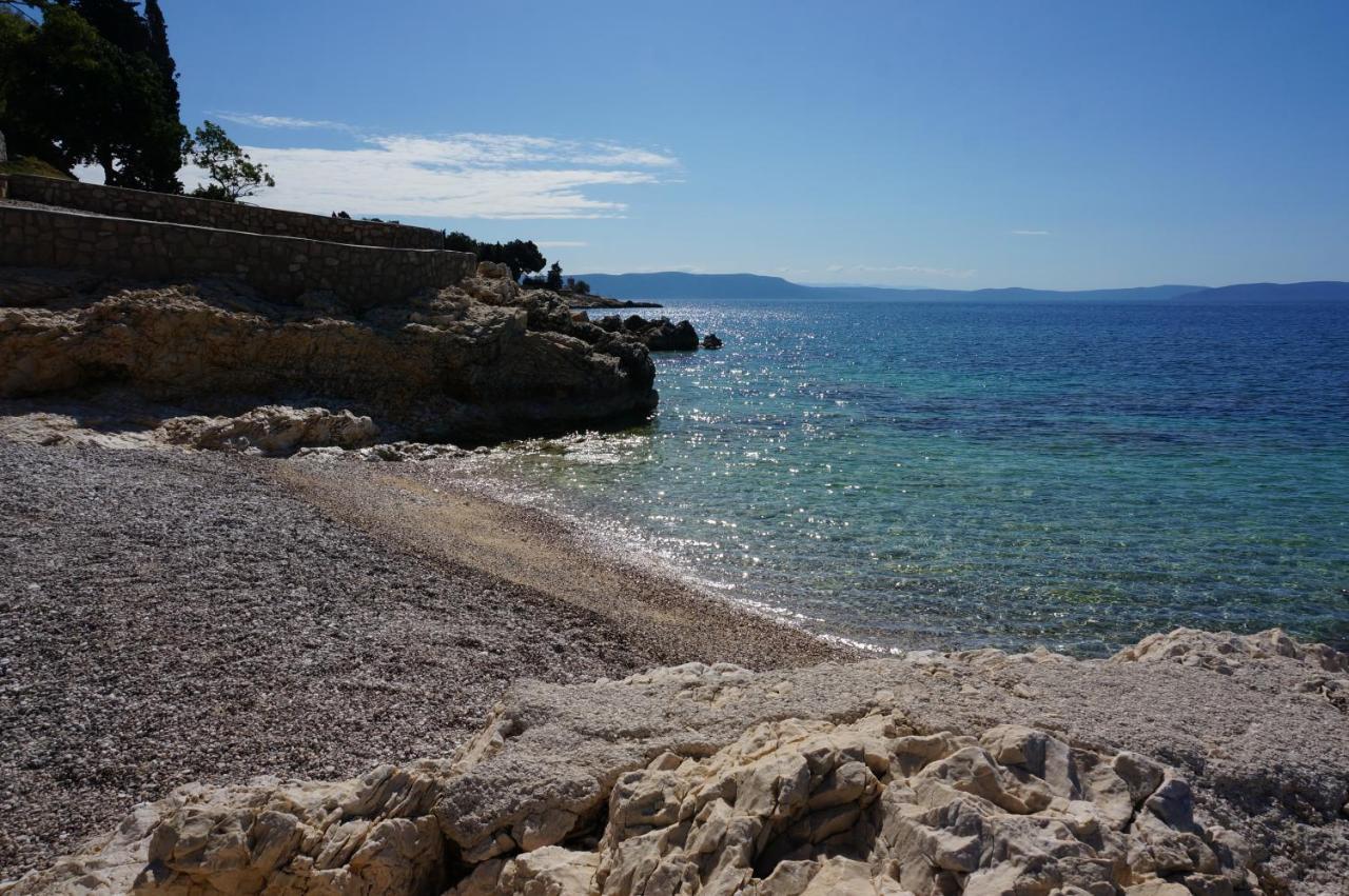 Studio Apartment Michelle - Intermezzo With Sea View Rabac Eksteriør bilde