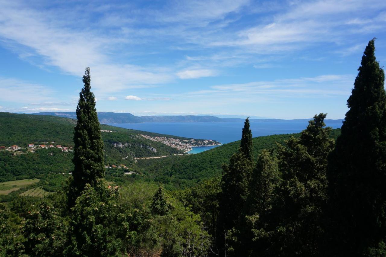 Studio Apartment Michelle - Intermezzo With Sea View Rabac Eksteriør bilde