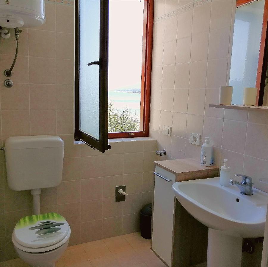 Studio Apartment Michelle - Intermezzo With Sea View Rabac Eksteriør bilde