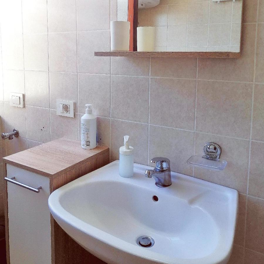 Studio Apartment Michelle - Intermezzo With Sea View Rabac Eksteriør bilde