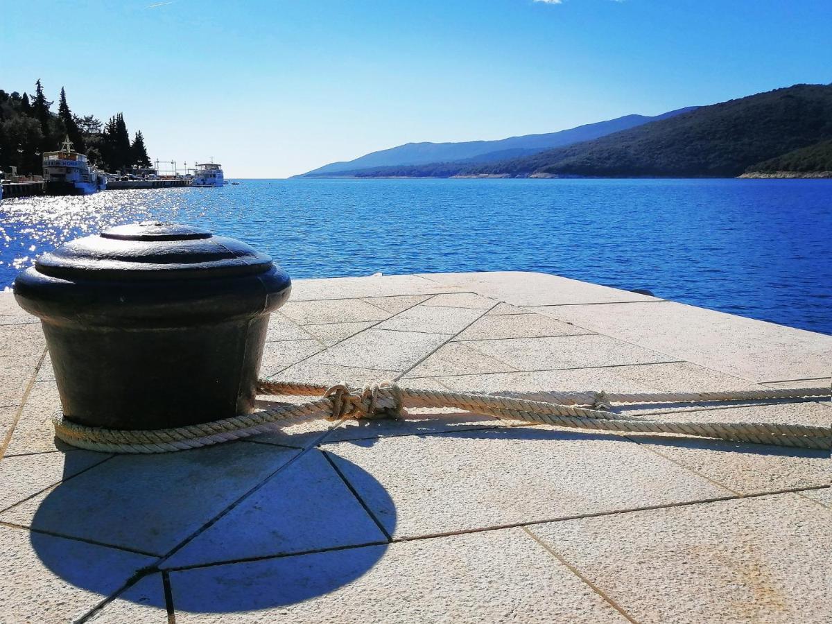Studio Apartment Michelle - Intermezzo With Sea View Rabac Eksteriør bilde