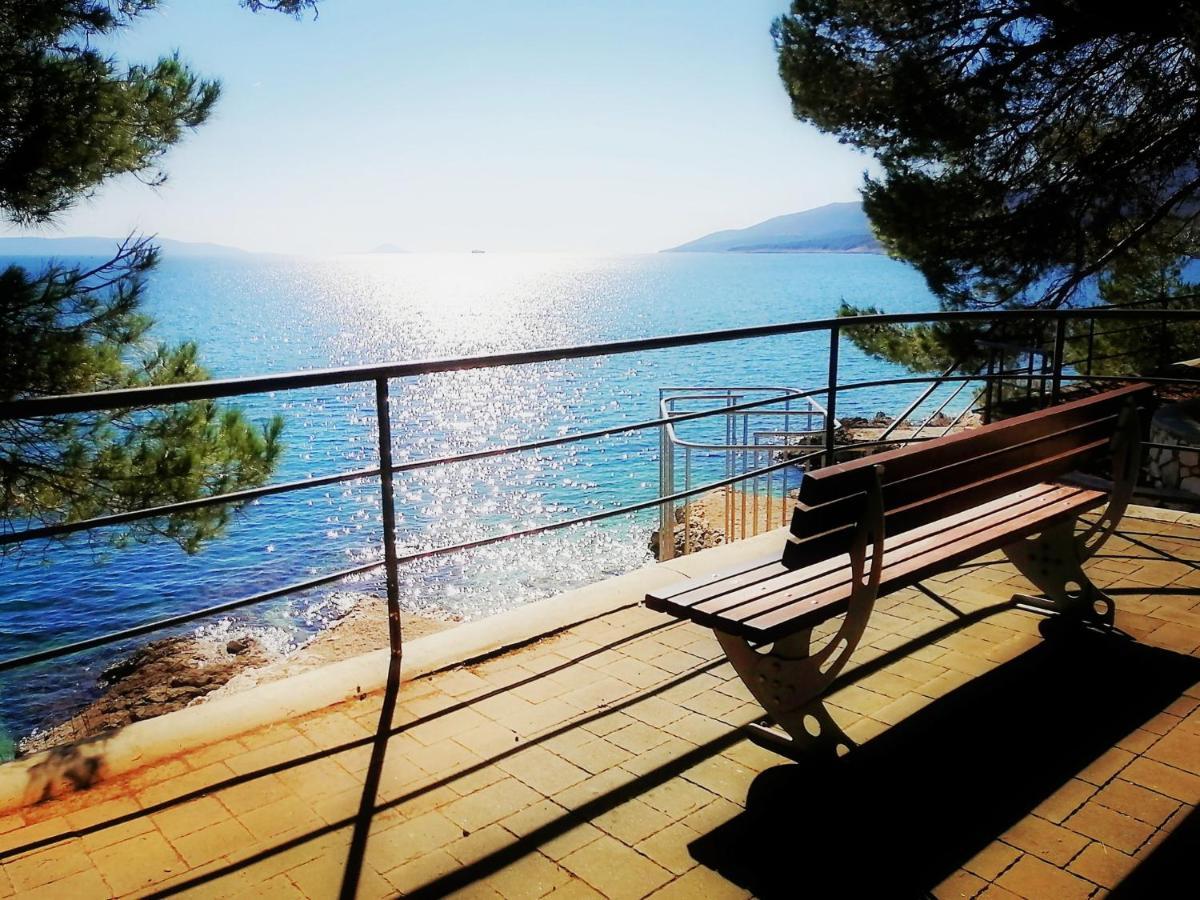 Studio Apartment Michelle - Intermezzo With Sea View Rabac Eksteriør bilde