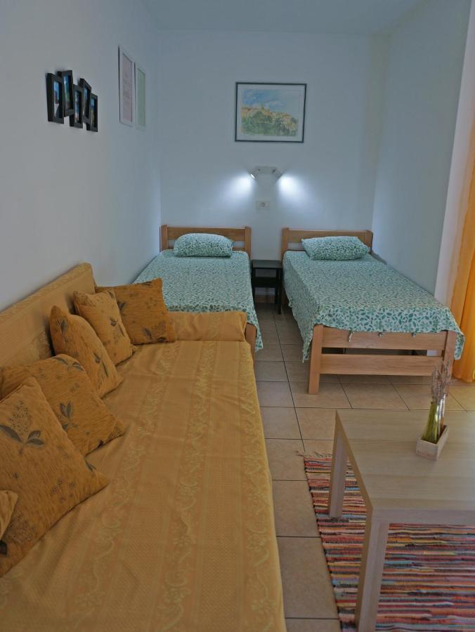 Studio Apartment Michelle - Intermezzo With Sea View Rabac Eksteriør bilde